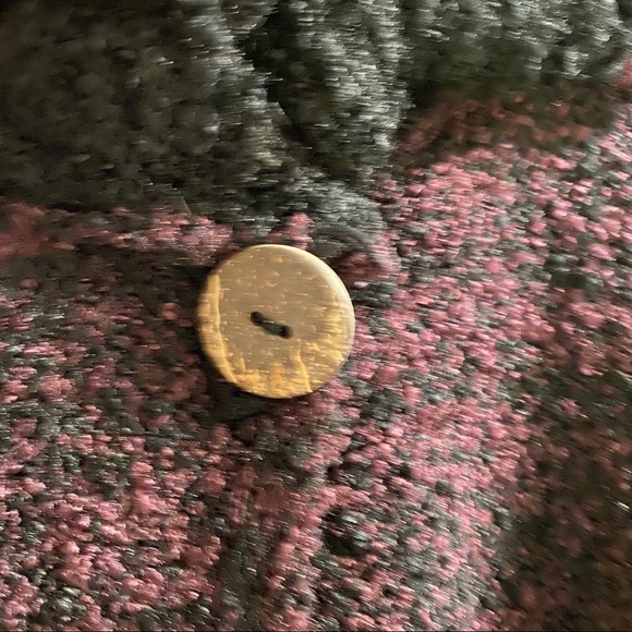 Vessuti Long Coat - Picture 3 of 4